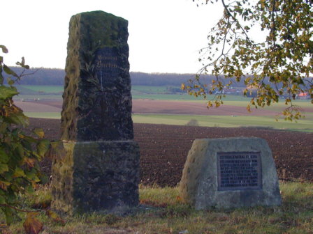 General Fuchs Denkmal mit Schlachtfeld